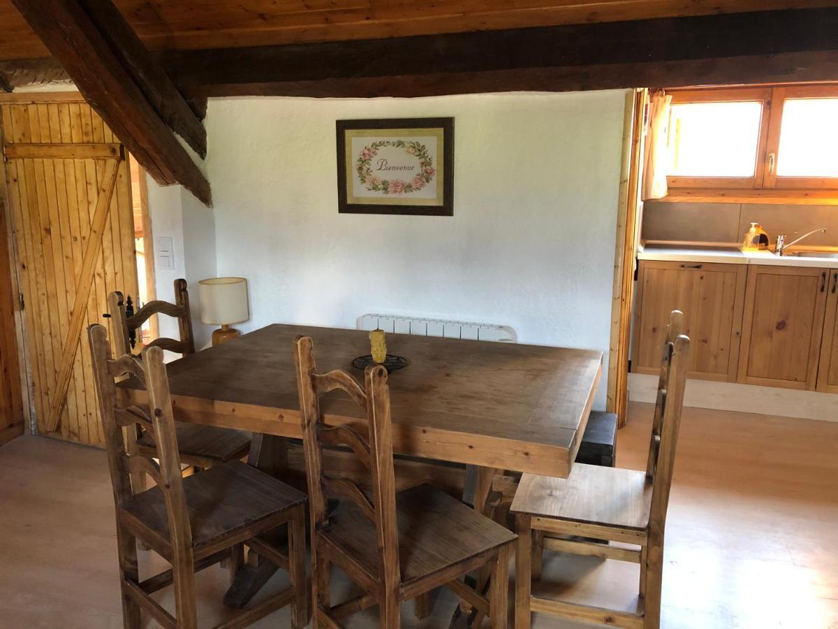 Charmant Appartement Dans Le Village/Coqueto Apartamento En El Pueblecito La Cabanasse Εξωτερικό φωτογραφία