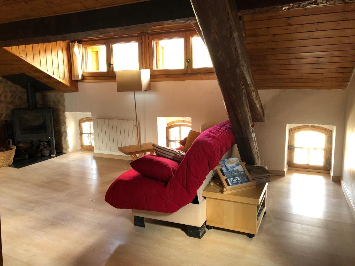 Charmant Appartement Dans Le Village/Coqueto Apartamento En El Pueblecito La Cabanasse Εξωτερικό φωτογραφία